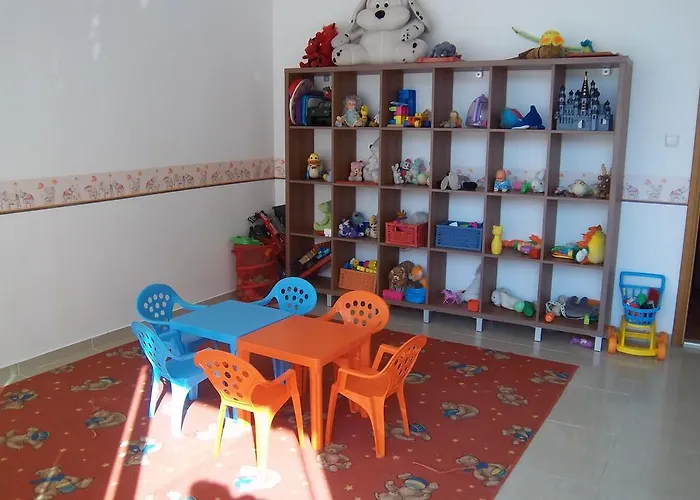 Efir Apartmanhotel *