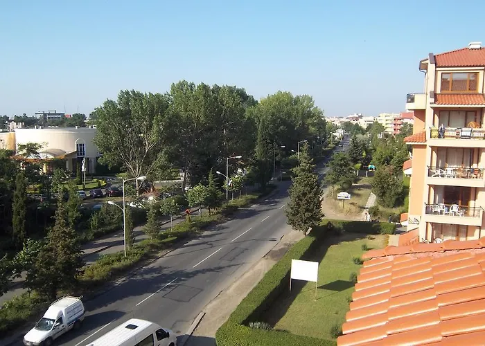 Apartmanhotel Efir Napospart