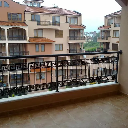 Efir Apart-hotel *