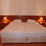 Efir Apartmanhotel *