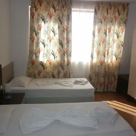 Aparthotel Efir