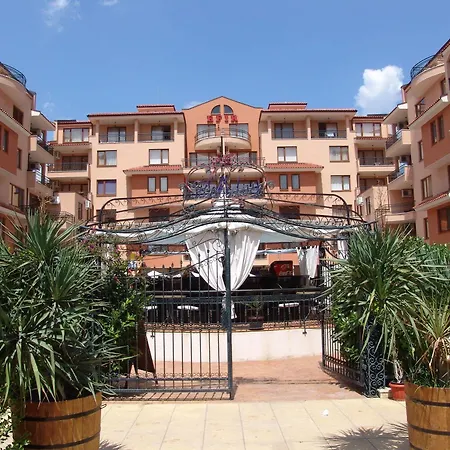 Aparthotel Efir